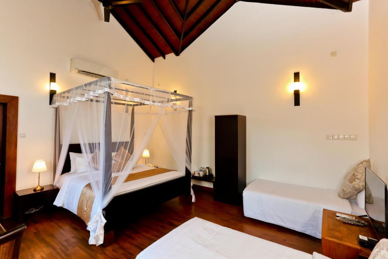 Swanee Grand Hotel Negombo Eksteriør billede